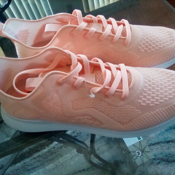 💞Cute Peach Fashion Tennis Shoes💞 Airflow material See through💞 Size 11💞 - Picture 5 of 5